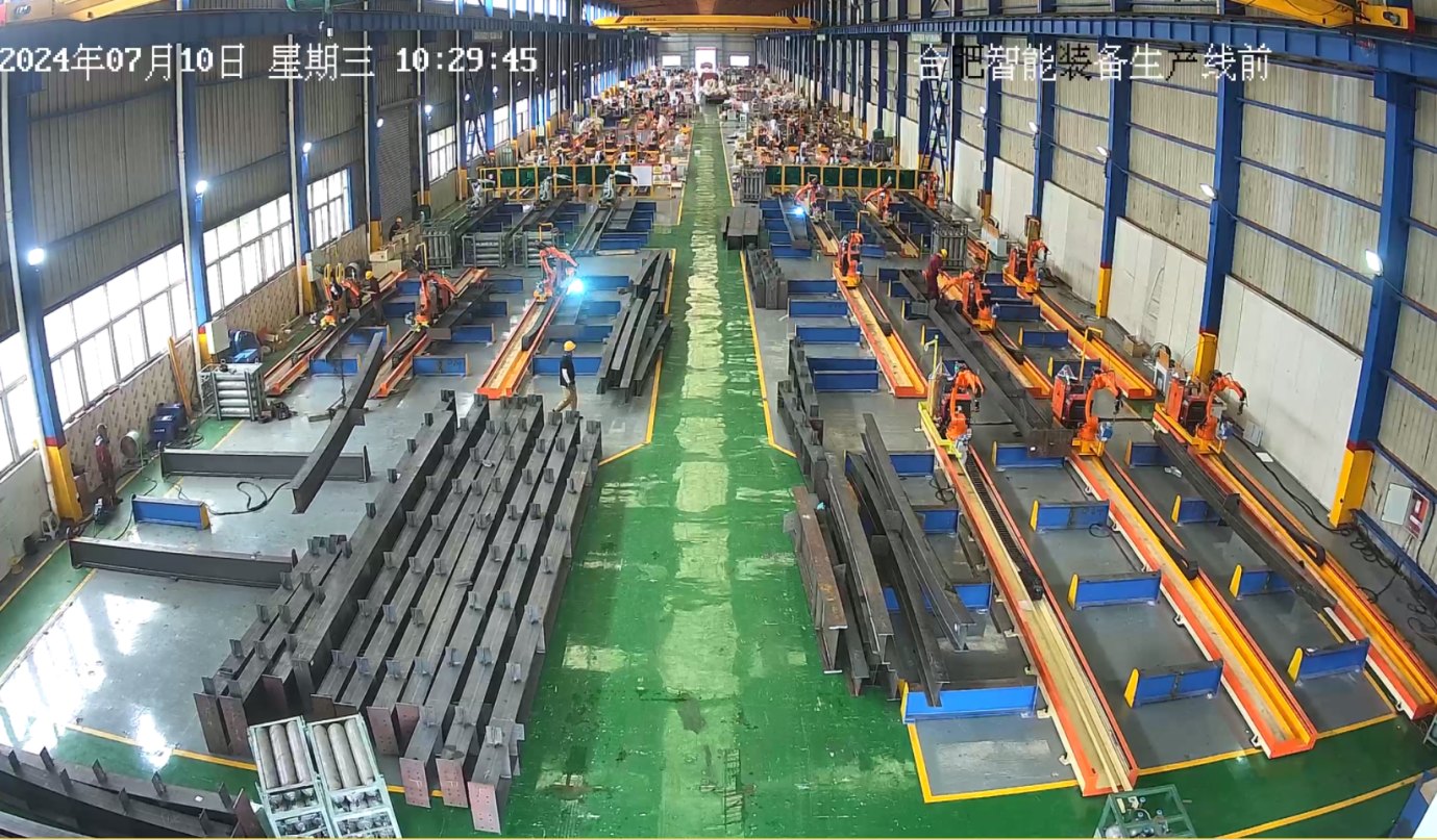 Hefei Manufacturing Base — Honglu robotic welding workstations in operation